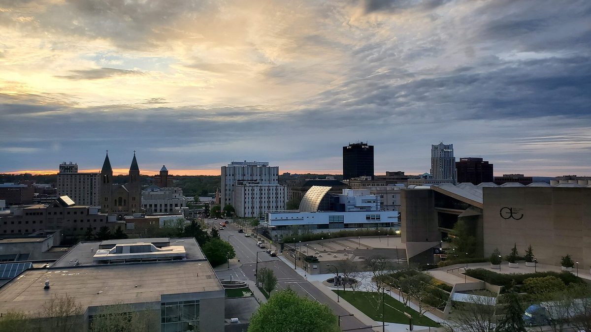 Skyline and aerial view of Akron, OH - LD Movers moving service area