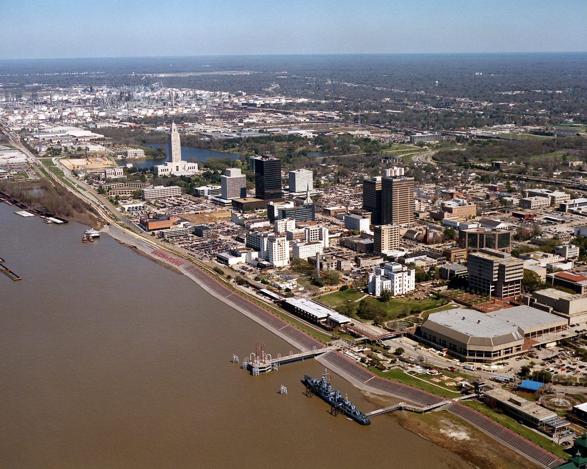 Skyline and aerial view of Baton Rouge, LA - LD Movers moving service area