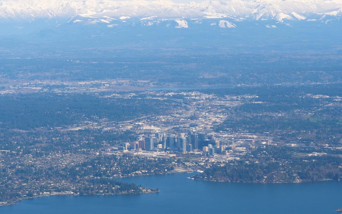 Skyline and aerial view of Bellevue, WA - LD Movers moving service area