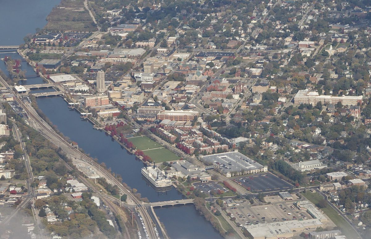 Skyline and aerial view of Elgin, IL - LD Movers moving service area