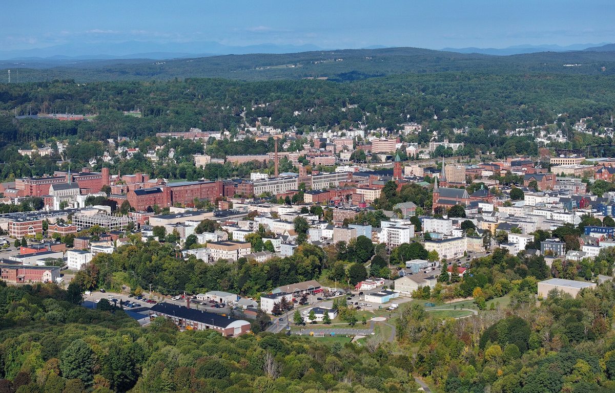 Skyline and aerial view of Lewiston, ME - LD Movers moving service area
