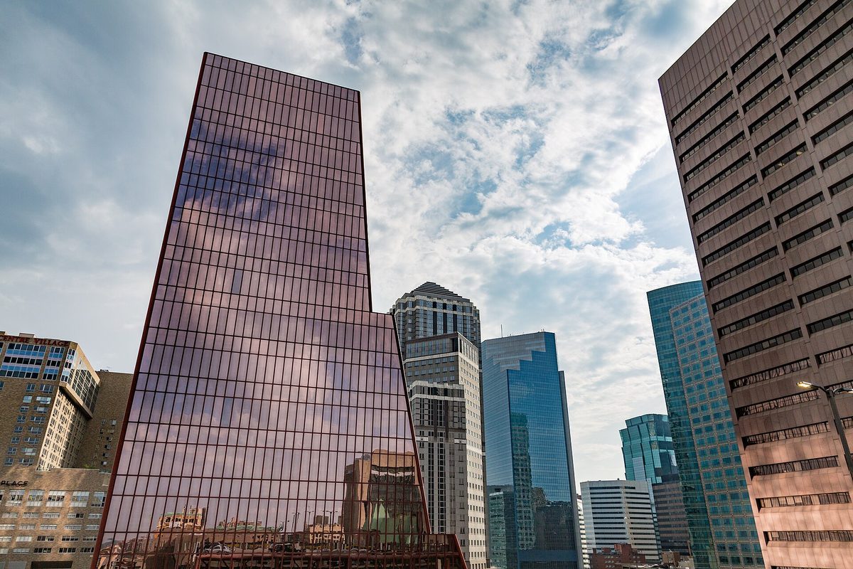 Skyline and aerial view of Minneapolis, MN - LD Movers moving service area