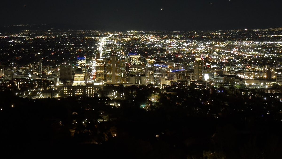 Skyline and aerial view of Salt Lake City, UT - LD Movers moving service area