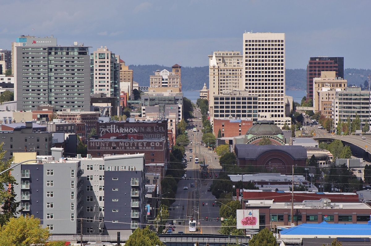 Skyline and aerial view of Tacoma, WA - LD Movers moving service area