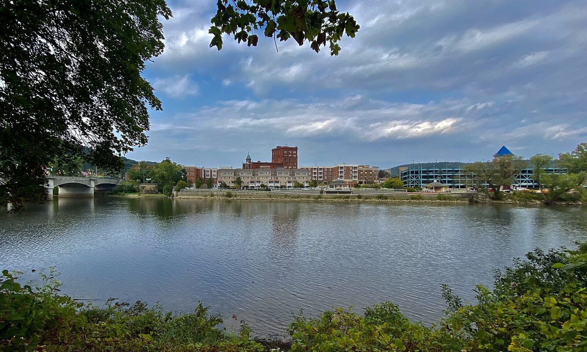 Scenic skyline and landscape view of Pennsylvania - LD Movers moving service area