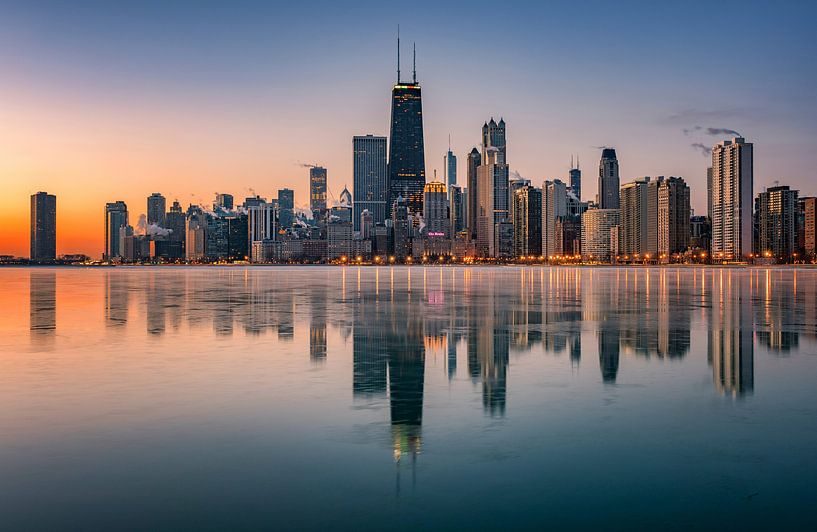 Chicago skyline across Lake Michigan - home base for LD Movers local moving across Chicagoland